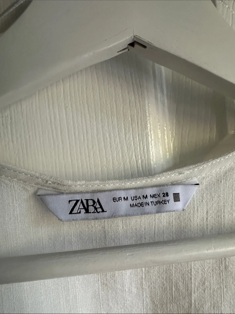 Zara Women's Cream Lace-Trim Cropped Top